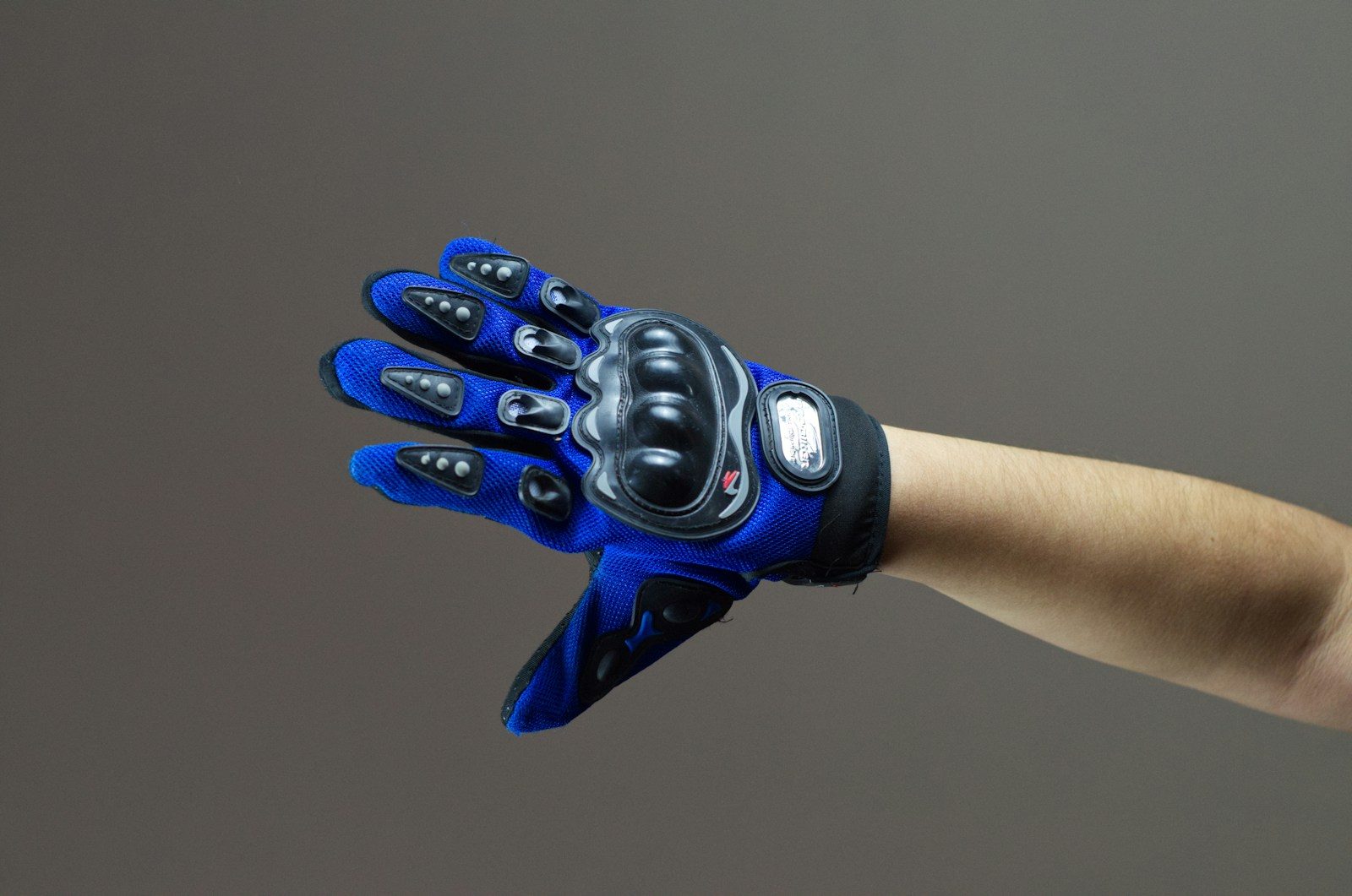 New Tech That Allows You to Smell and Touch Through a Screen