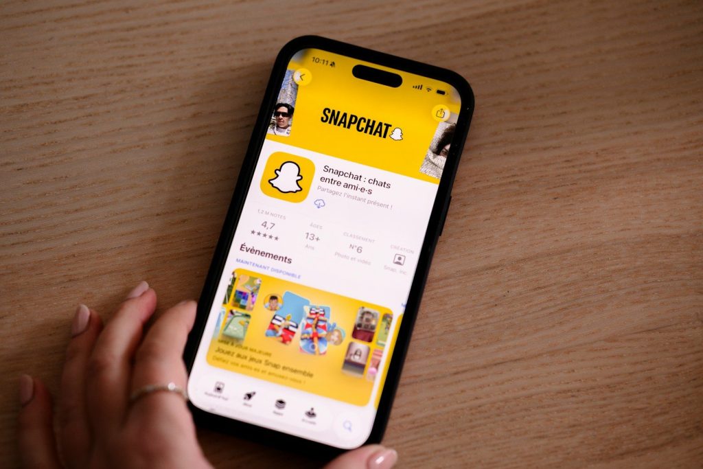 iPhone displaying the snapchat app store page