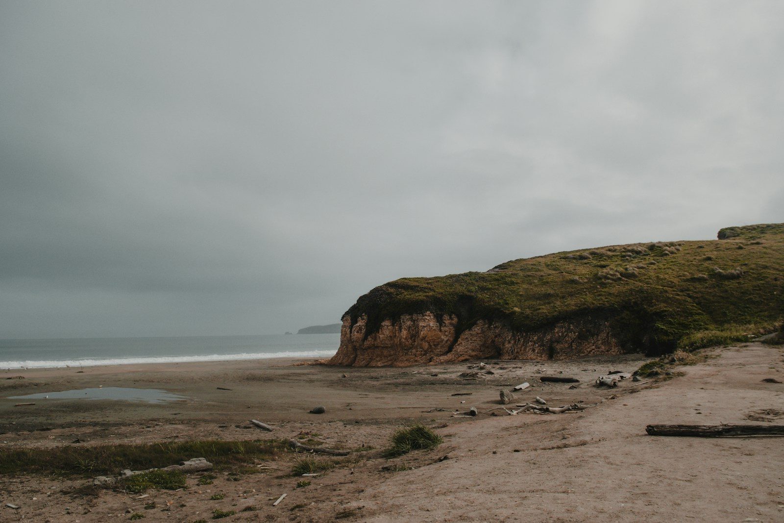 The Ancient Coffin That Fell From A Seaside Cliff