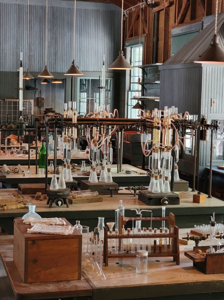 Exploring a vintage laboratory filled with classic chemistry equipment and glassware.