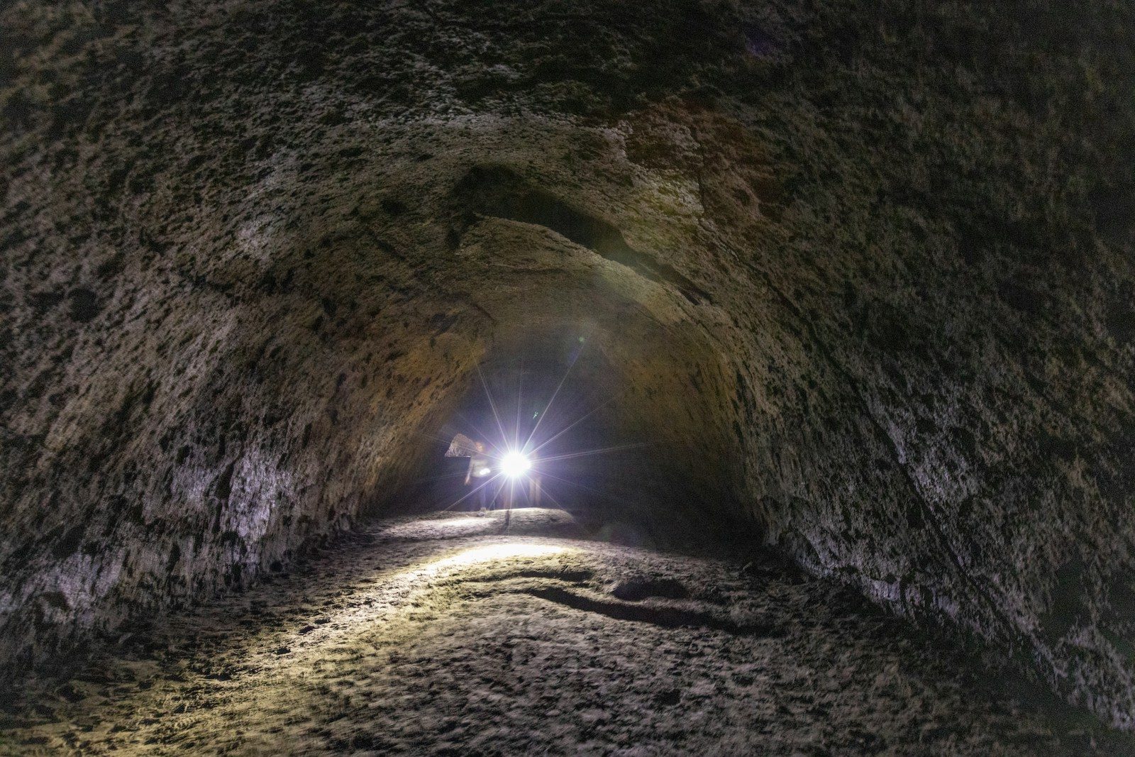 The Hidden American Cave Rewriting Modern Human Timelines