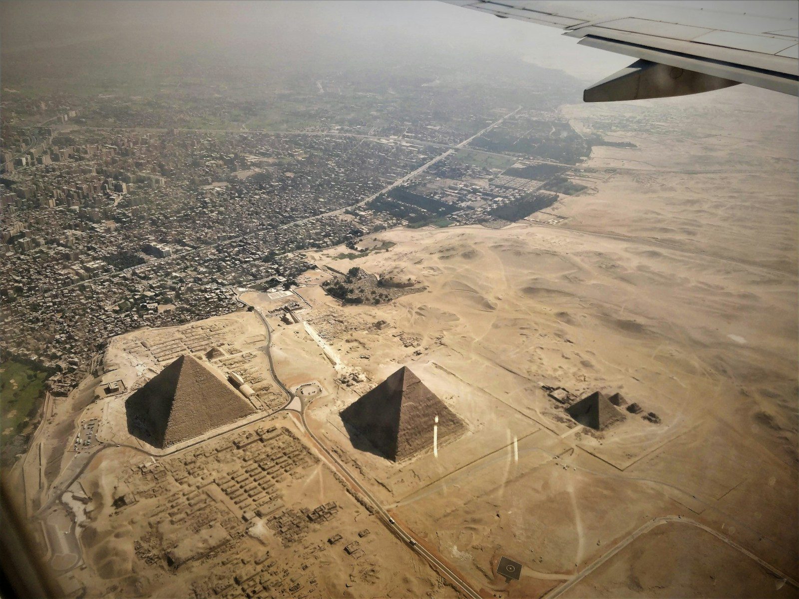 How Hidden Water Channels Raised the Great Pyramid