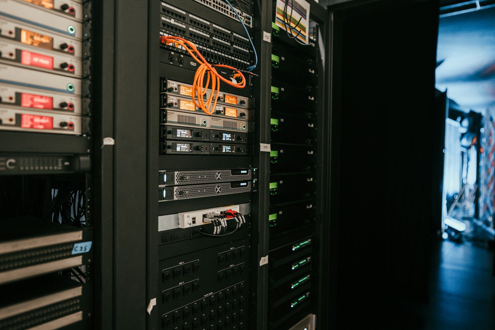 How A Custom Supercomputer Is Accelerating Artificial Intelligence