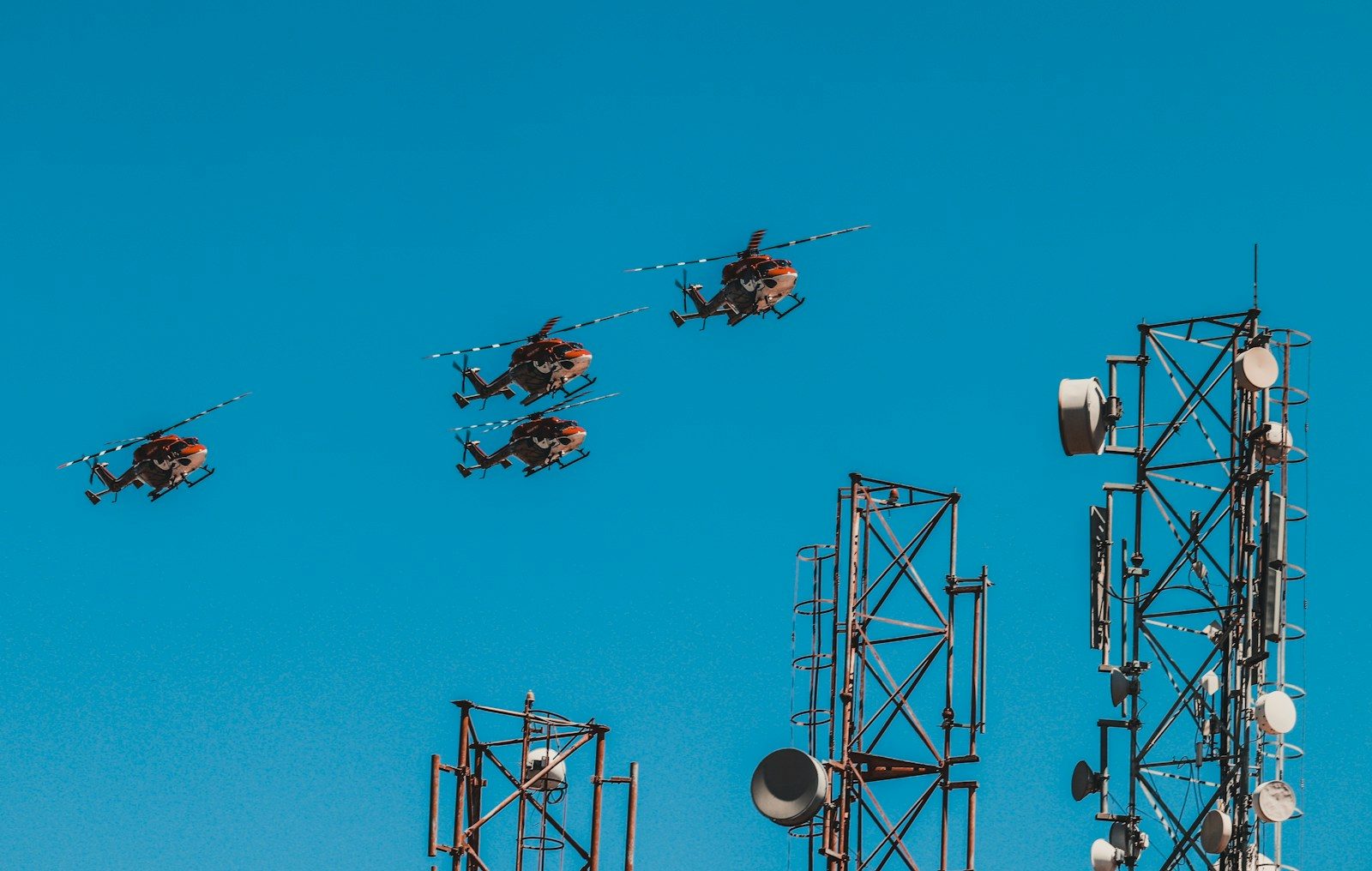 How Orbital Laser Arrays Are Unifying Global Networks