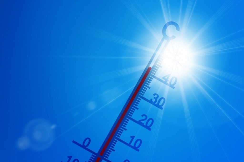 temperature, climate change, the global warming, sunlight, sunbeam, rays of the sun, the atmosphere, blue sky, clear sky, daylight, thermometer, climate, pxclimate protection, climate protection, environmental protection, catastrophe, nature, sun, heaven, blue, warm, hot, summer, day, drought, global warming