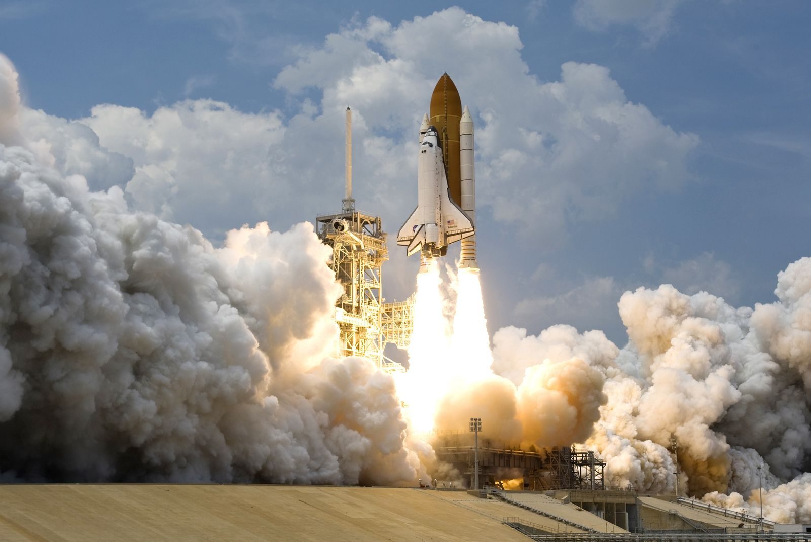 Why America’s New Moon Journey Is Facing Major Delays